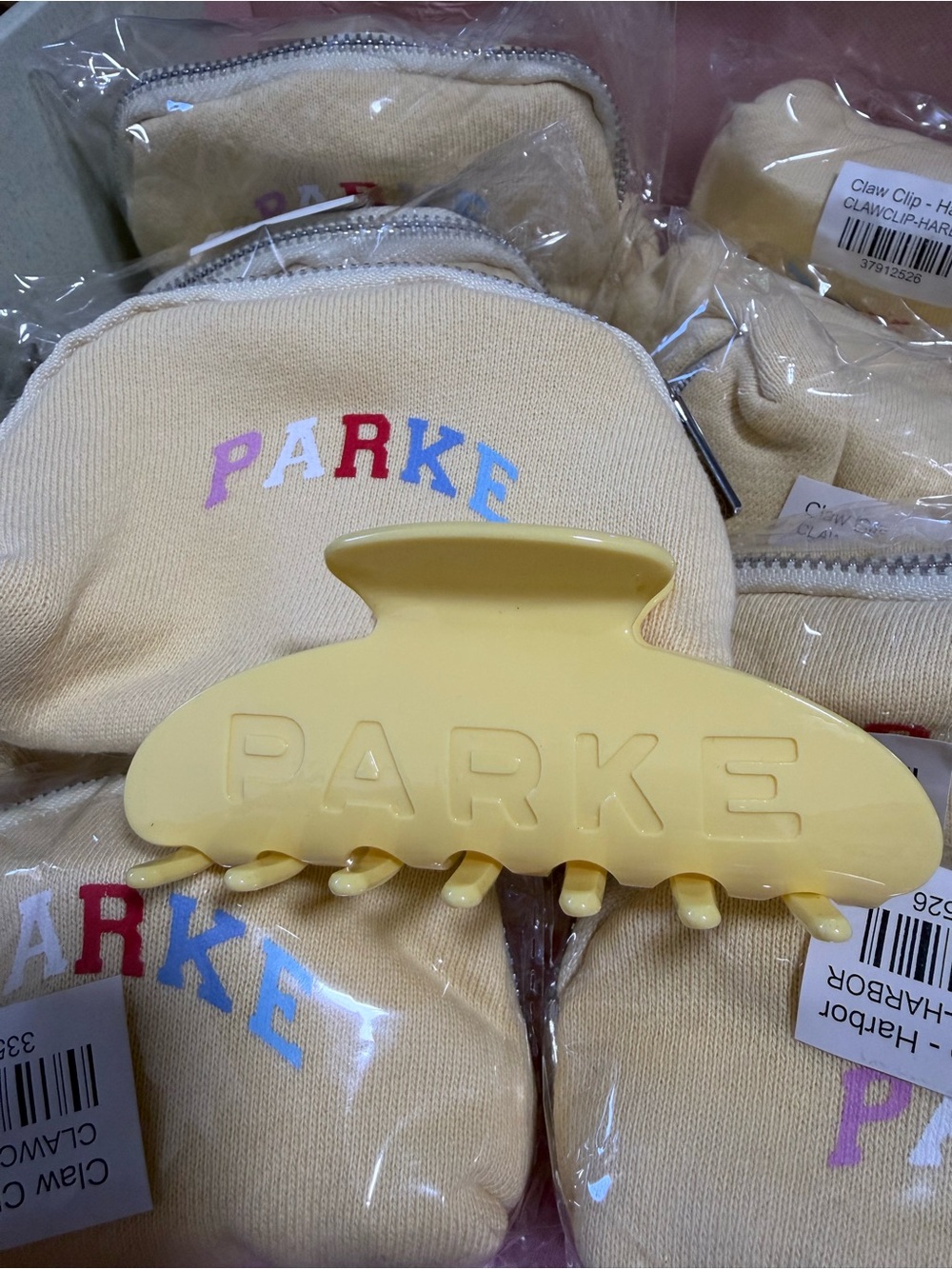 Parke Claw Clip – Peel